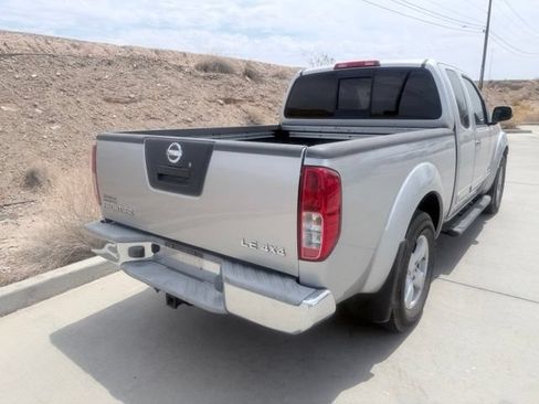 Used 2005 Nissan Frontier LE w/ (H02) Audio Pkg AWD/4WD image 8