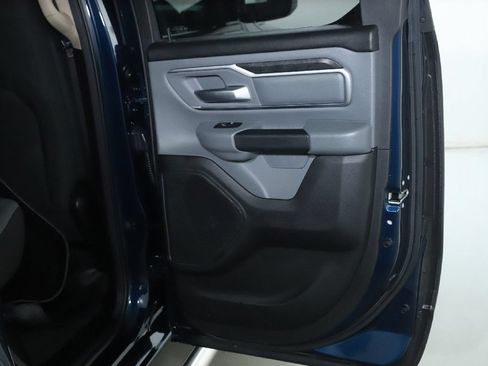 Used 2019 RAM 1500 Big Horn AWD/4WD image 31