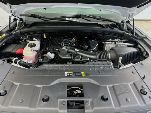 Used 2023 Jeep Grand Cherokee L Laredo AWD/4WD image 35