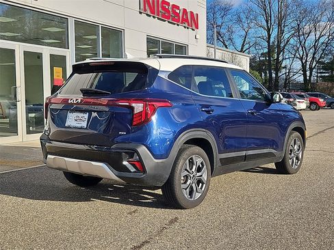 Used 2024 Kia Seltos S image 7