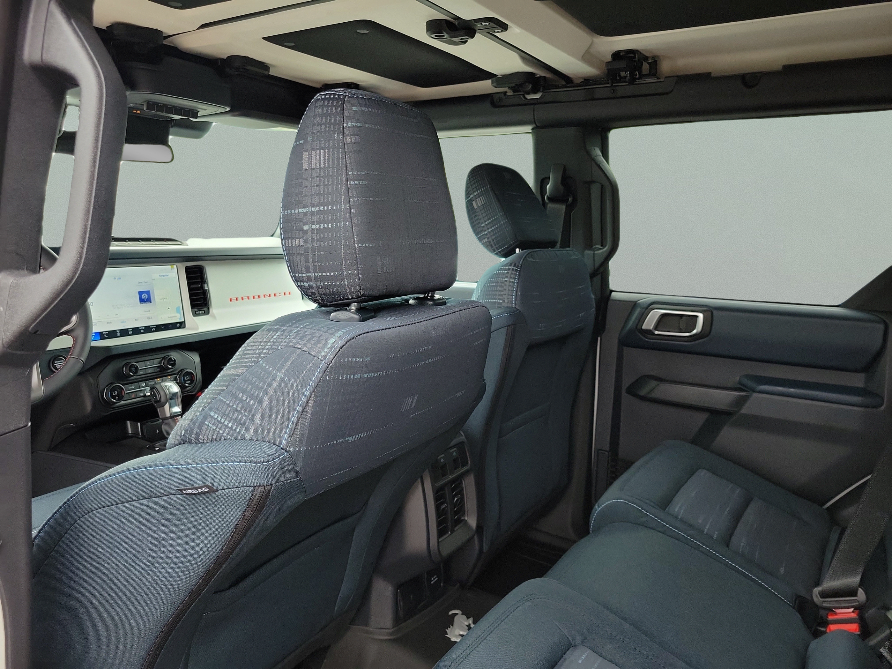 New 2026 Ford Bronco Heritage Edition AWD/4WD image 12