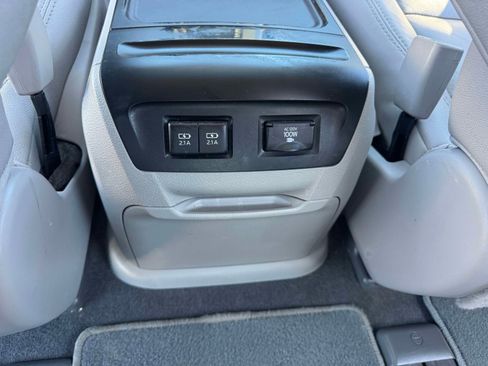Used 2018 Toyota Sienna XLE w/ Protection Package image 21