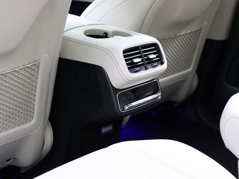 Certified 2026 Mercedes-Benz GLS 450 4MATIC image 15