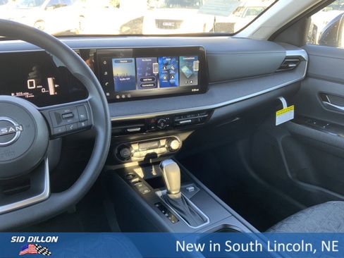 New 2026 Nissan Kicks SV w/ SV Premium Package image 7