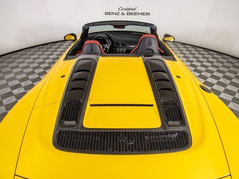 Used 2018 Audi R8 V10 plus image 12