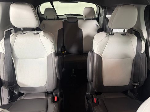 Used 2022 Toyota Sienna XSE w/ XSE Plus Package FWD image 20