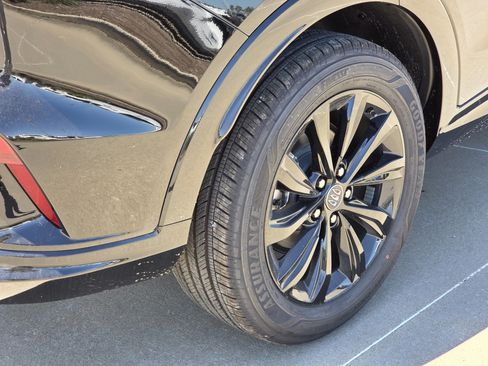 New 2026 Buick Envista Sport Touring w/ Convenience I Package FWD image 5