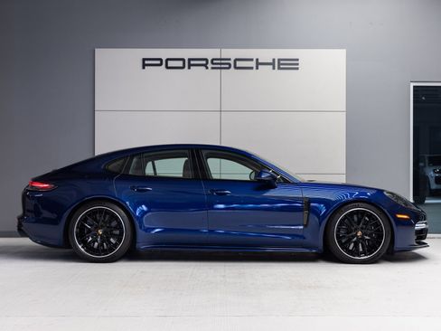 Certified 2022 Porsche Panamera Turbo S AWD/4WD image 8