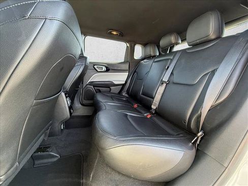 Used 2025 Jeep Compass Limited AWD/4WD image 22