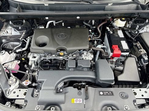 Used 2025 Toyota RAV4 XLE w/ Convenience Package FWD image 29
