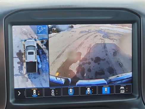 Certified 2020 GMC Sierra 1500 AT4 w/ AT4 Premium Package image 16