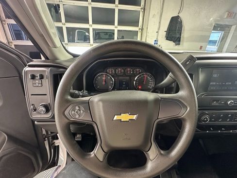 Used 2019 Chevrolet Silverado 2500 W/T w/ Snow Plow Prep Package image 10