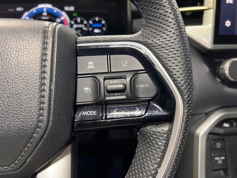 Used 2024 Toyota Tundra Platinum image 17