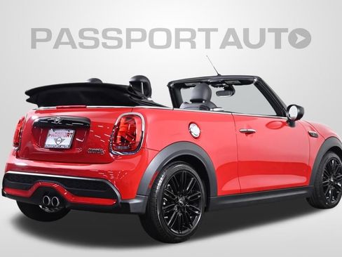 Used 2024 MINI Cooper S w/ Signature Upholstery Package FWD image 7