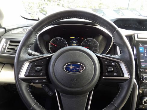 Used 2021 Subaru Ascent Premium w/ Convenience Package image 16