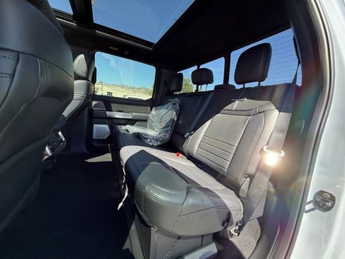 New 2025 Ford F350 Platinum image 30