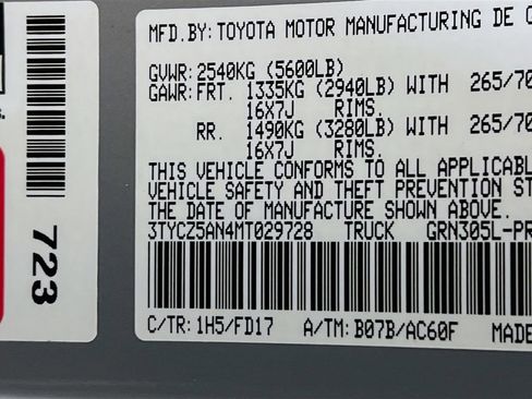 Used 2021 Toyota Tacoma TRD Off-Road AWD/4WD image 27