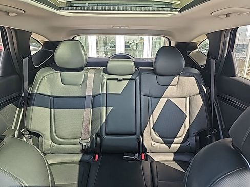 Used 2024 Hyundai Tucson Limited image 28