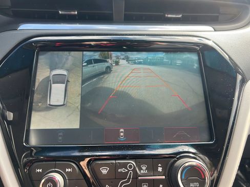 Used 2017 Chevrolet Bolt Premier w/ Driver Confidence II Package image 24