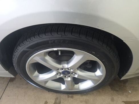 Used 2014 Ford Fusion SE w/ Equipment Group 201A image 11