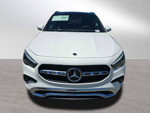 New 2025 Mercedes-Benz GLA 250 4MATIC image 2