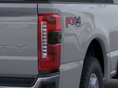 New 2026 Ford F350 XLT w/ 360-Degree Camera Package image 21