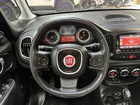 Used 2014 FIAT 500L Lounge FWD image 12