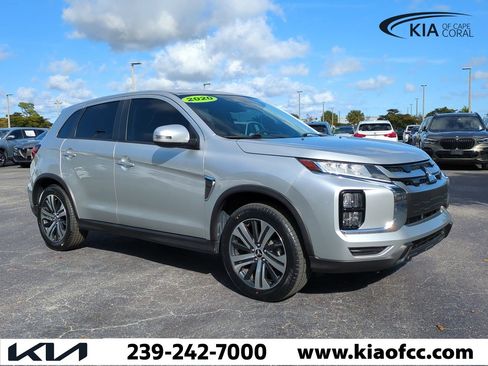 Used 2020 Mitsubishi Outlander Sport SE image 2