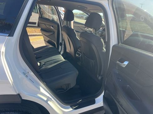 Used 2023 Hyundai Santa Fe SE image 39