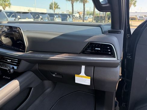 New 2026 Chevrolet Suburban Premier w/ Sun And Tow Package image 49