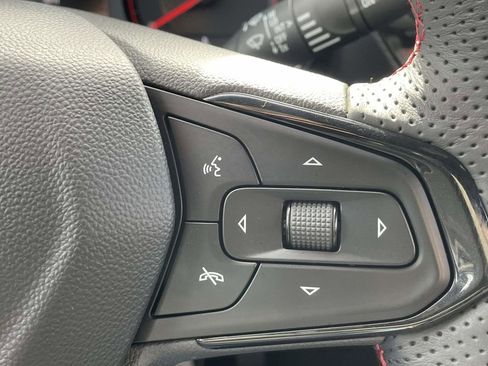 Used 2023 Chevrolet TrailBlazer RS w/ Convenience Package image 24