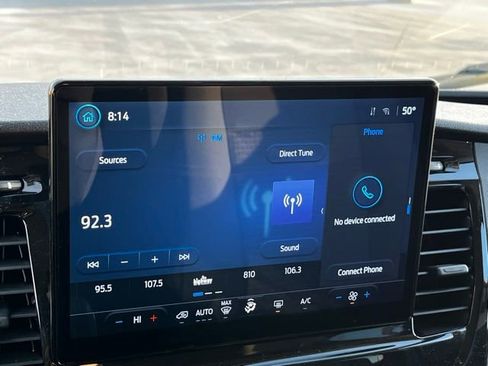 Used 2024 Ford Transit 350 XLT image 29