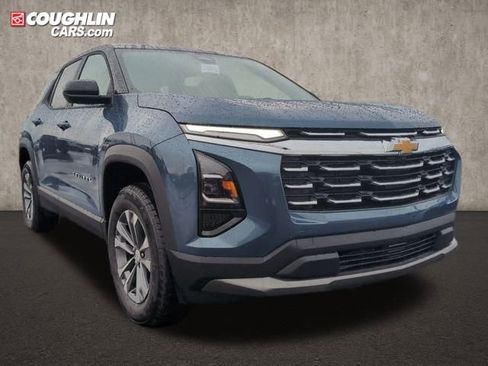New 2026 Chevrolet Equinox LT w/ Convenience Package II image 1