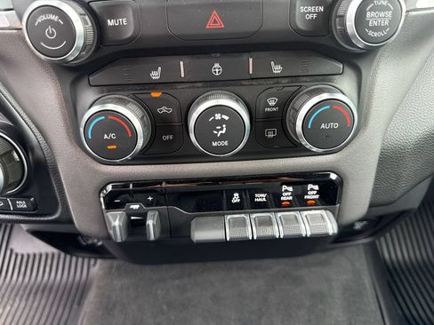 Used 2022 RAM 1500 Big Horn AWD/4WD image 21