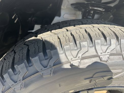 New 2026 Nissan Rogue SV AWD/4WD image 12
