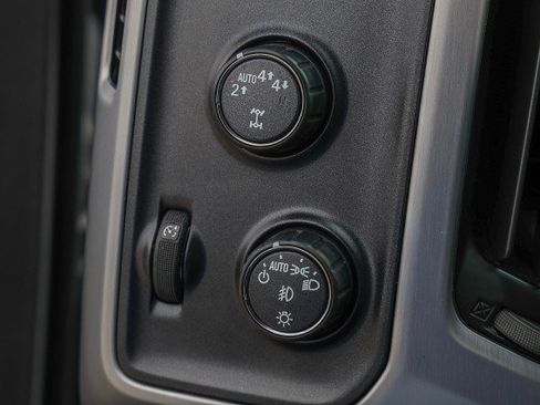 Used 2018 GMC Sierra 1500 SLT AWD/4WD image 27