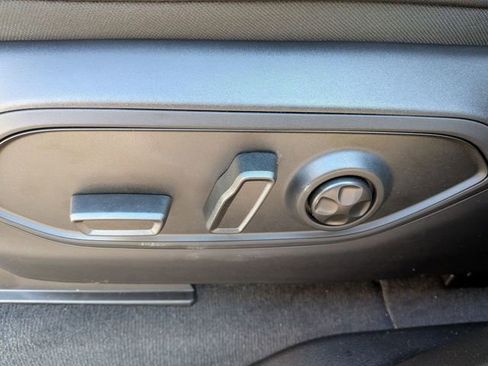 New 2026 Jeep Grand Cherokee Laredo image 10