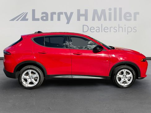 New 2025 Dodge Hornet GT w/ Cold Weather Group image 6