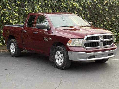 Used 2017 RAM 1500 ST w/ SXT Appearance Group image 3