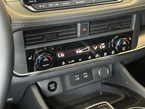 New 2026 Nissan Rogue SV AWD/4WD image 28