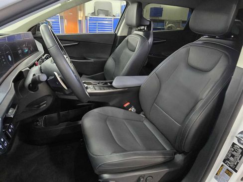 Used 2024 Kia EV6 Wind image 21