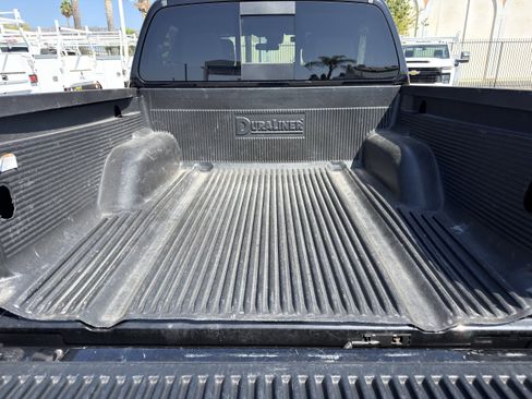 Used 2026 Nissan Frontier PRO-4X AWD/4WD image 16