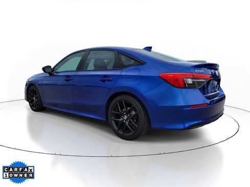 Used 2024 Honda Civic Sport image 3