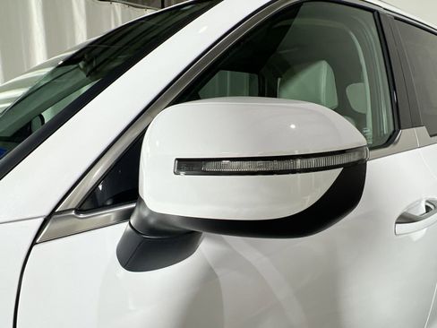 Used 2024 Kia Telluride S w/ S Sunroof Package image 11