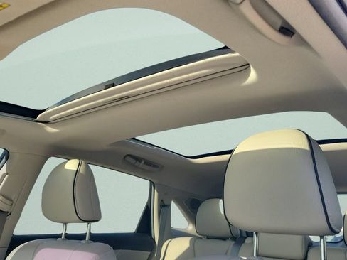 Used 2014 Toyota Venza XLE w/ XLE Premium Package FWD image 17