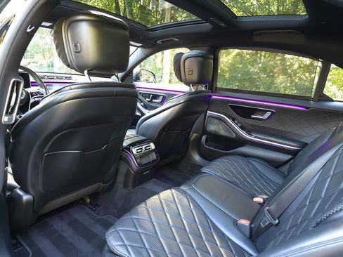 Used 2021 Mercedes-Benz S 580 4MATIC Sedan image 14
