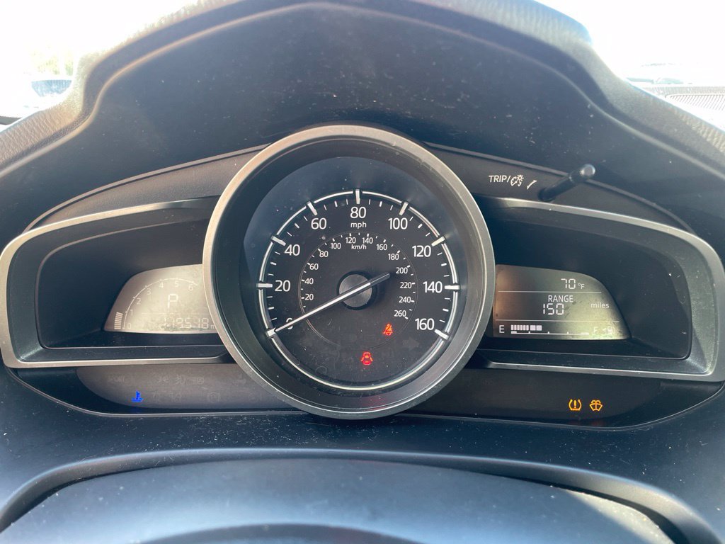 Used 2018 MAZDA MAZDA3 Sport w/ Preferred Equipment Package FWD image 10