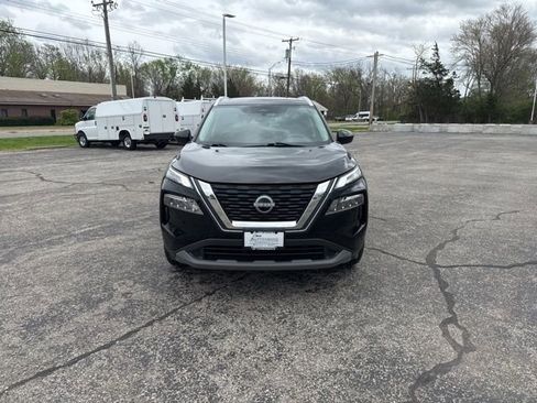 Used 2023 Nissan Rogue SV w/ SV Premium B Package image 8
