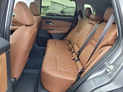 New 2026 Nissan Rogue Platinum w/ Tech Package AWD/4WD image 6