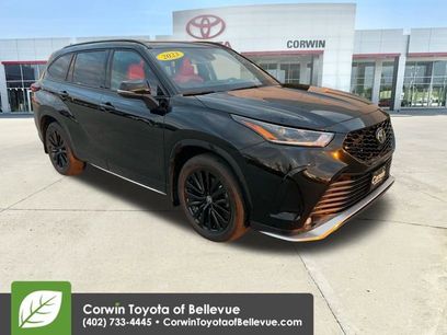 Used 2023 Toyota Highlander XSE